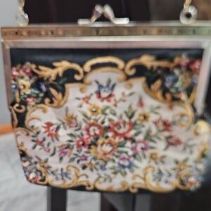 Floral Embroidered Frame Bag